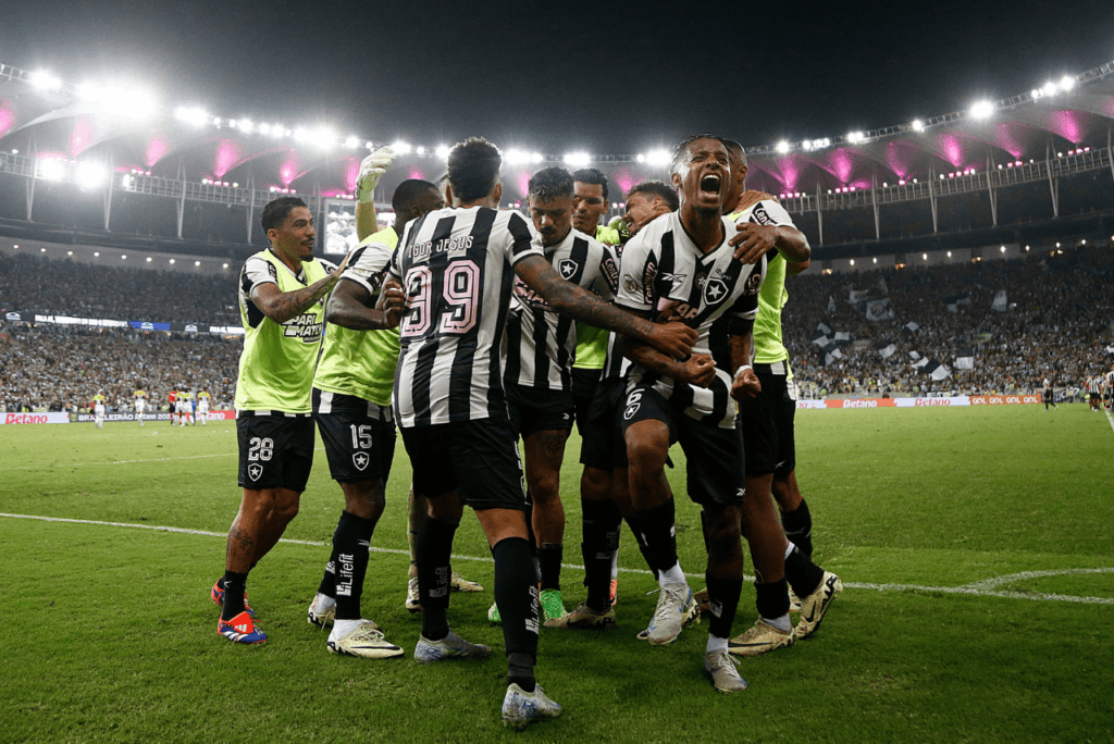 Botafogo quer manter histórico positivo contra Peñarol e chegar à primeira final da Libertadores