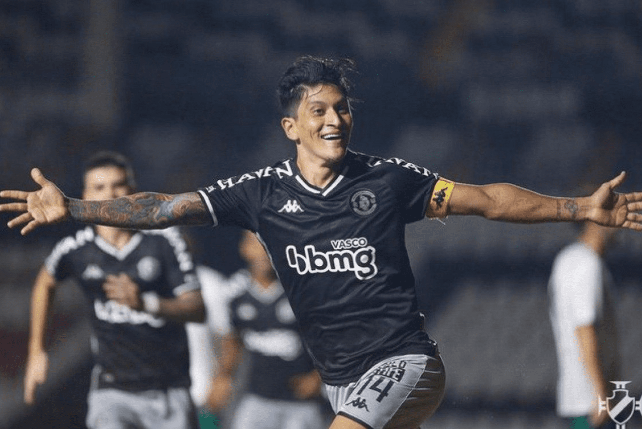 Germán Cano chegou ao Brasil para atuar no Vasco