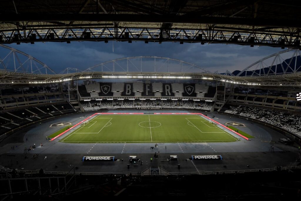 Nilton Santos, estádio do Botafogo