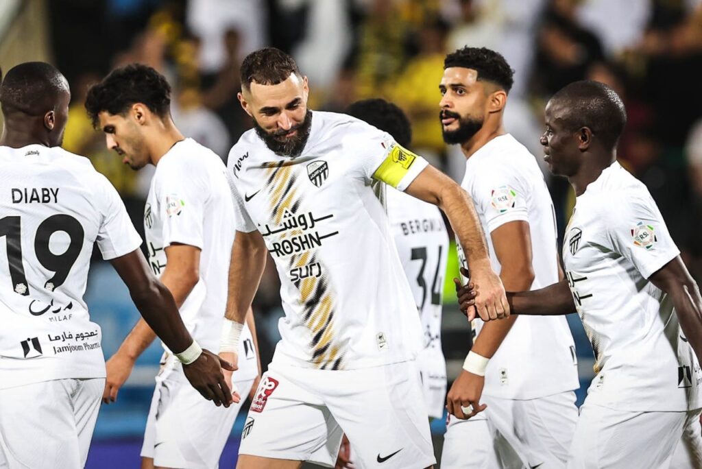 Al-Ittihad venceu o Al-Riyadh pelo Campeonato Saudita (Foto: Reprodução)