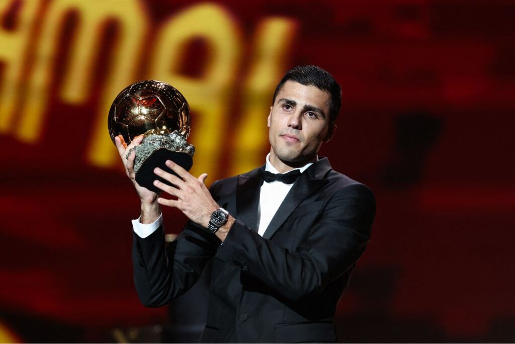 Rodri faturou o prêmio principal da Bola de Ouro 2024 (Foto: Franck Fife/AFP)