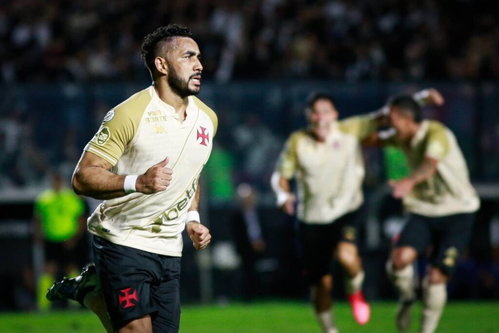 Com Payet inspirado, Vasco vence Bahia no encerramento da rodada; veja os melhores momentos