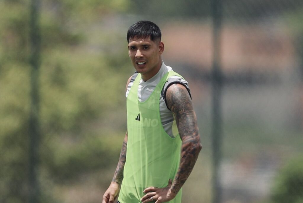 Zaracho em treino do Atlético-MG