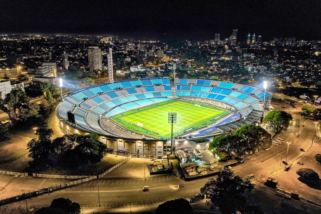 Estádio Centenãrio ja sediou 20 jogos de finais de Libertadores da América. Foto: Marcelo Campi/Flickr