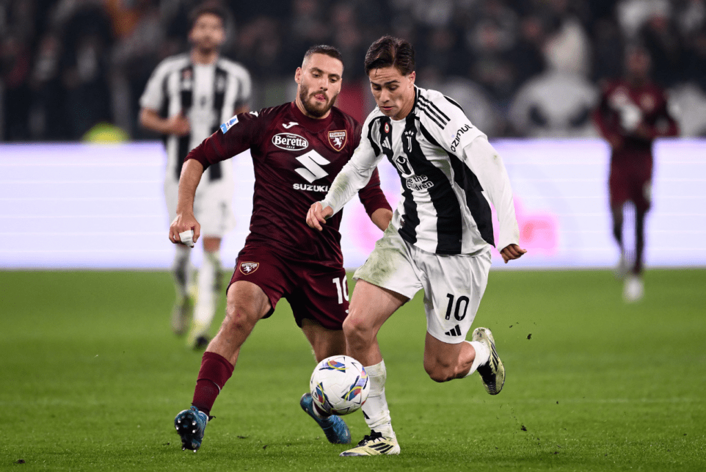 Italiano: Juventus vence clássico contra o Torino; Milan tropeça com Cagliari