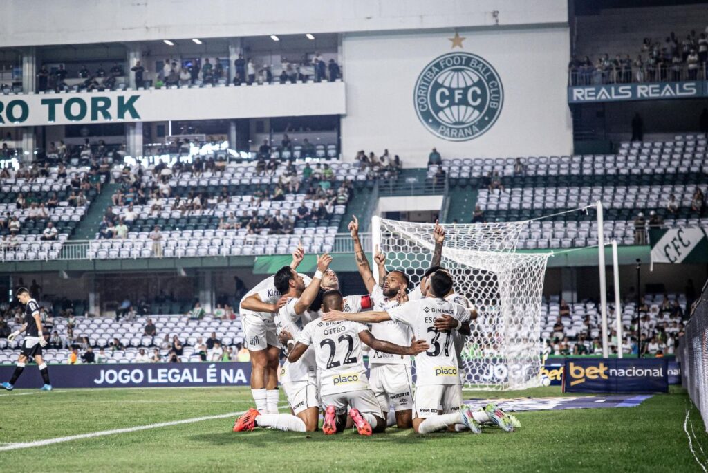 Santos retorna à Série A na primeira tentativa: relembre times que caíram para a Segunda Divisão, mas logo subiram novamente