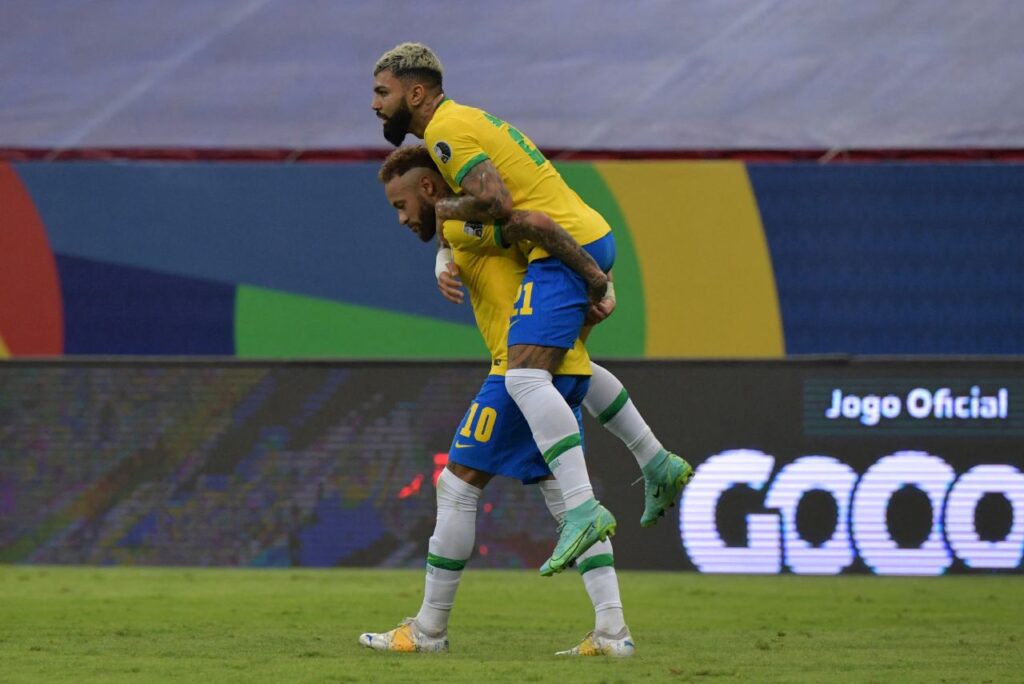 Alvos do Santos, Neymar e Gabigol já jogaram juntos na Seleção