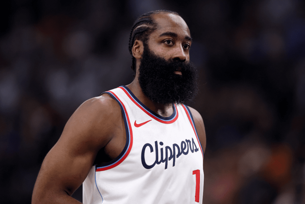 James Harden supera Ray Allen e se torna segundo maior cestinha de 3 pontos da NBA