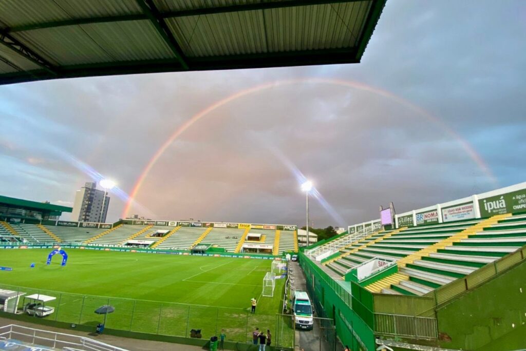 Gramado da Arena Condá