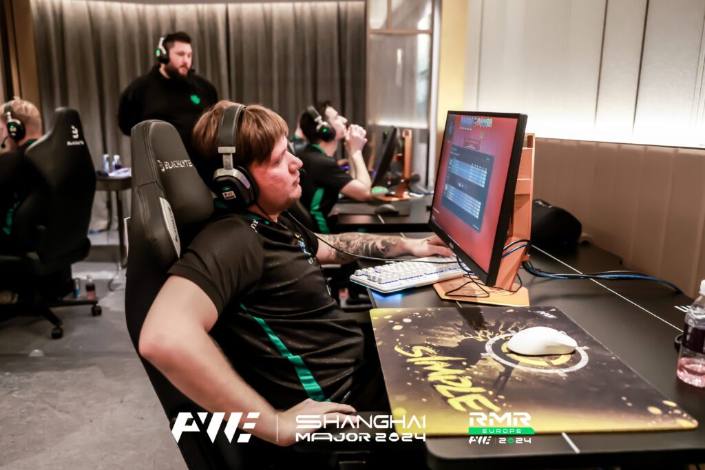 CS2: S1mple não jogará Major em 2024