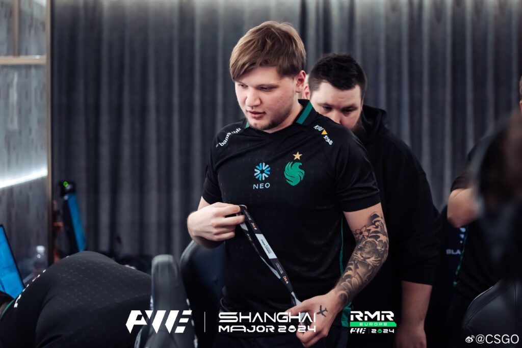 RMR Europa foi a 4ª pior LAN da carreira de s1mple