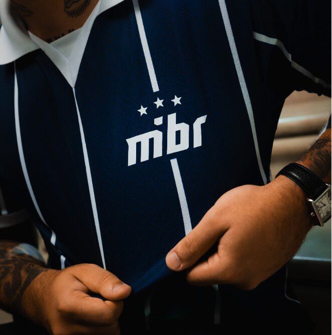 MIBR uniforme