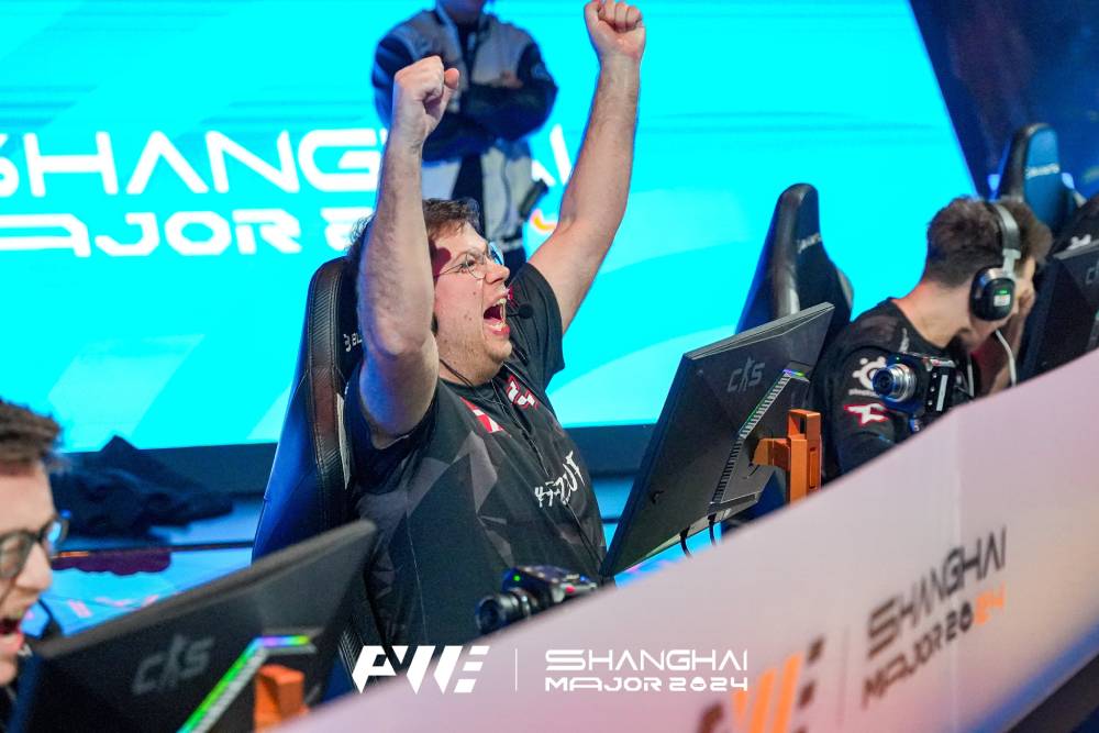 Major Shanghai: FaZe surpreende e despacha Vitality para ir às semis