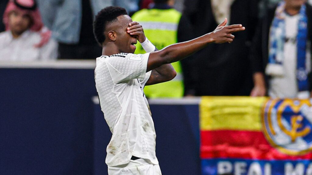 Vini Jr marcou o terceiro gol na vitória do Real Madrid (foto: Reprodução)