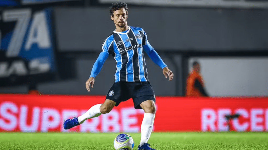 Contratado a pedido de Renato Portaluppi, Rodrigo Caio foi pouco aproveitado no Grêmio