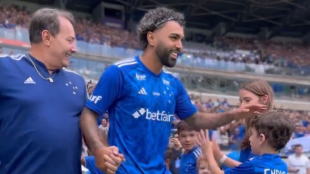 Gabigol foi apresentado no Cruzeiro