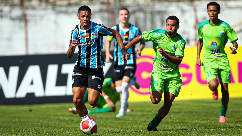 Grêmio vence Vitória da Conquista na estreia da Copinha