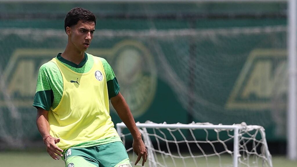 Vitor Reis está na mira do Manchester City. Foto: Palmeiras/Cesar Greco/Palmeiras