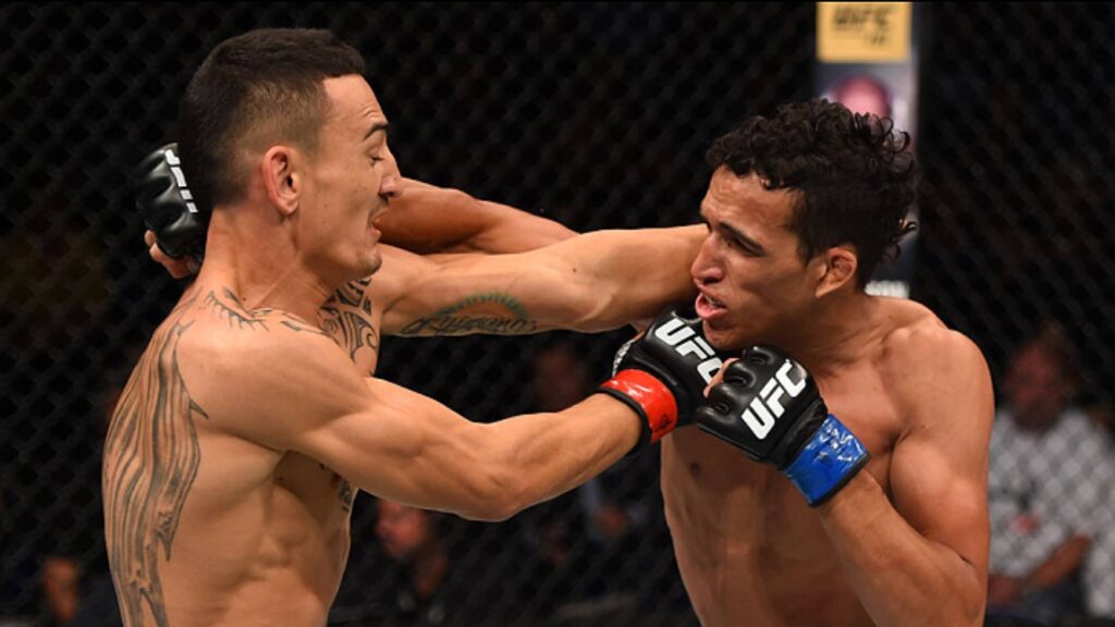 Charles do Bronx se machucou na luta entre os dois em 2015. Foto: UFC