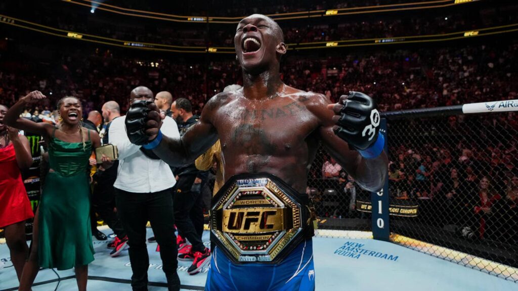 Israel Adesanya enfrenta Imamov neste sábado (1º). Foto: Divulgação/UFC