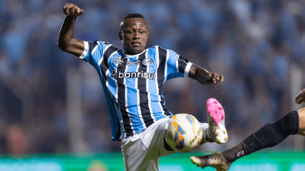 Nathan Fernandes é o novo reforço do Botafogo