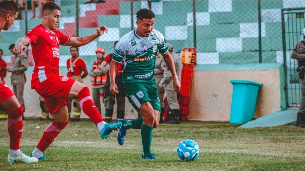 Gabriel Popó tem passagens por Santa Cruz, Moto Club, Internacional de Limeira, Sampaio Corrêa entre outros clubes. Foto: Reprodução/Instagram