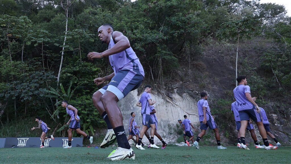 Botafogo nos preparativos para o jogo da Recopa Sul-Americana (Foto: Vítor Silva/BFR)