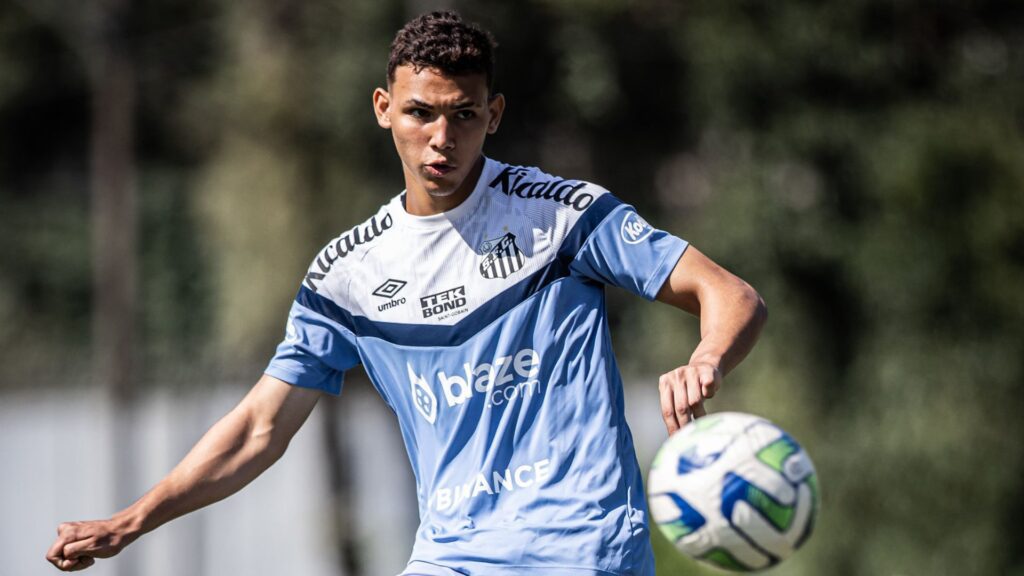 Deivid Washington é o mais novo reforço do Santos para 2025 (Foto: Raul Baretta/SFC)