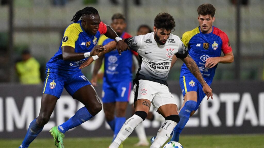 Com empate na ida, Corinthians precisa de uma vitória para se classificar. Foto: JUAN BARRETOAFP