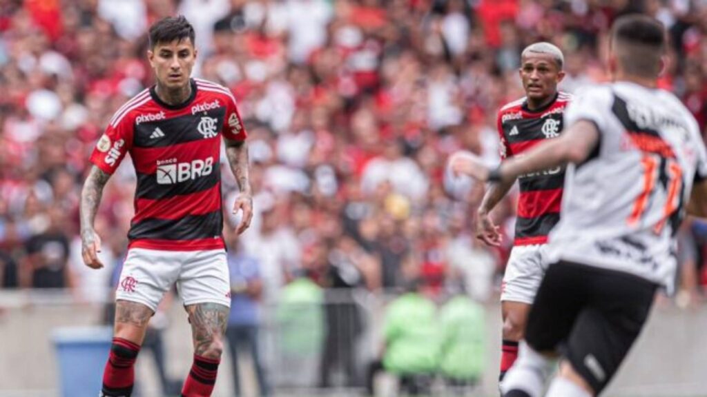 Pulgar e Flamengo devem assinar um acordo de três temporadas. Foto: Paula Reis/CRF