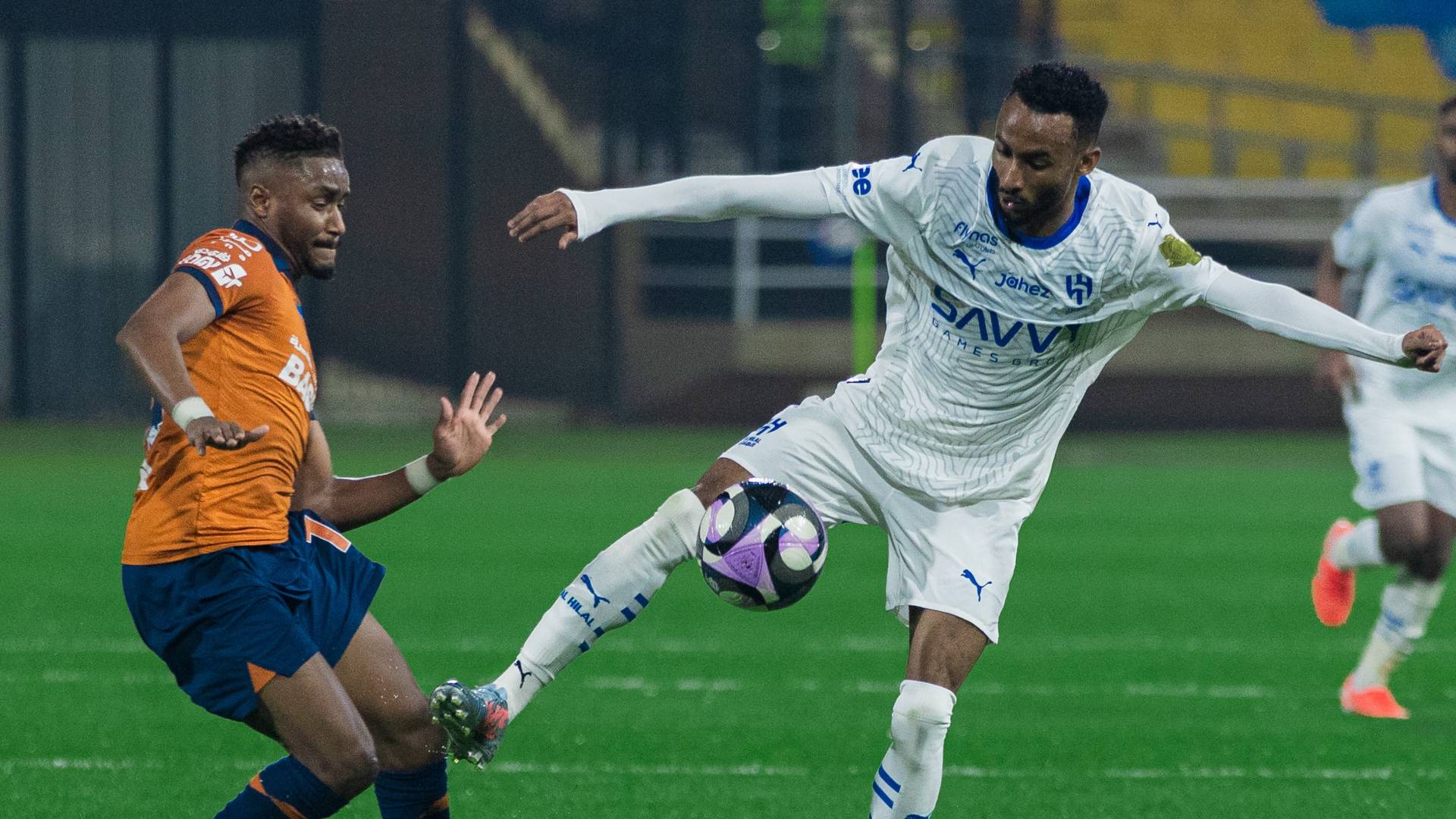 Al-Hilal vence o Al-Fayha e encurta distância para o primeiro lugar ...