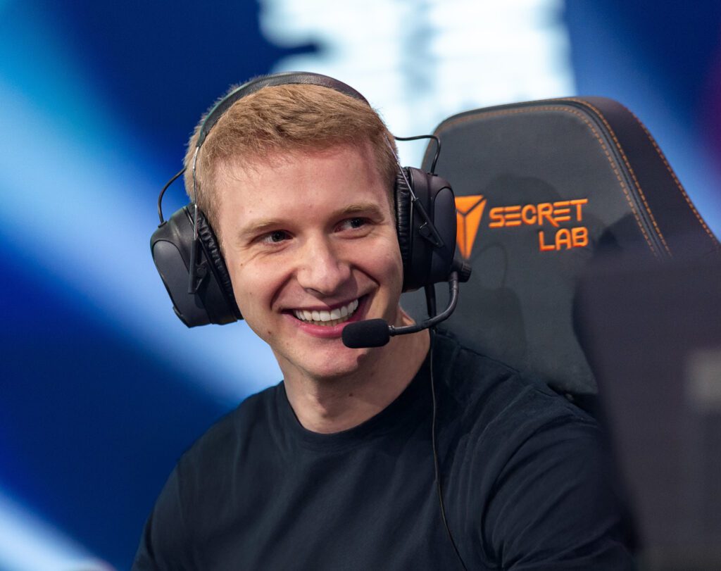 LoL: pentacampeão da LEC está de mudança de time