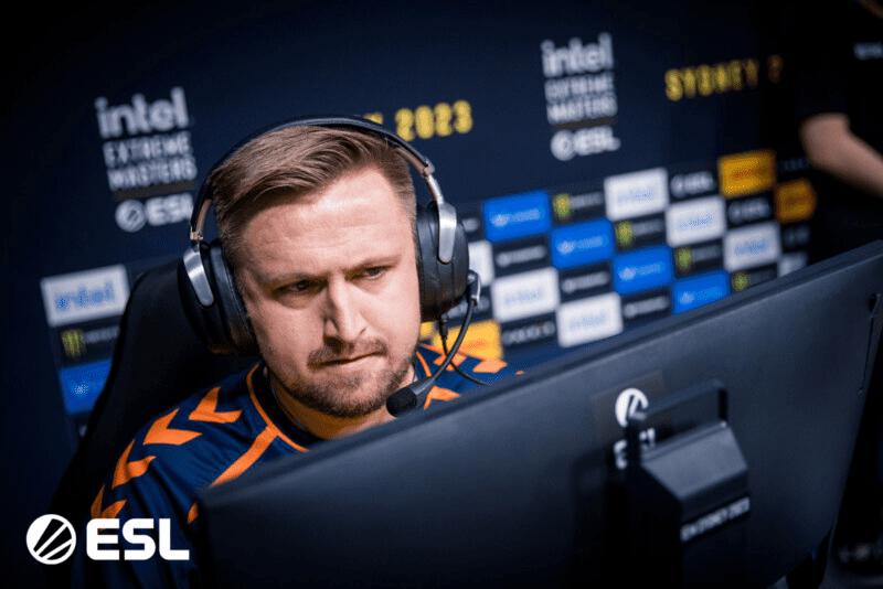 CS2: jkaem admite vício em apostas em caso envolvendo skins