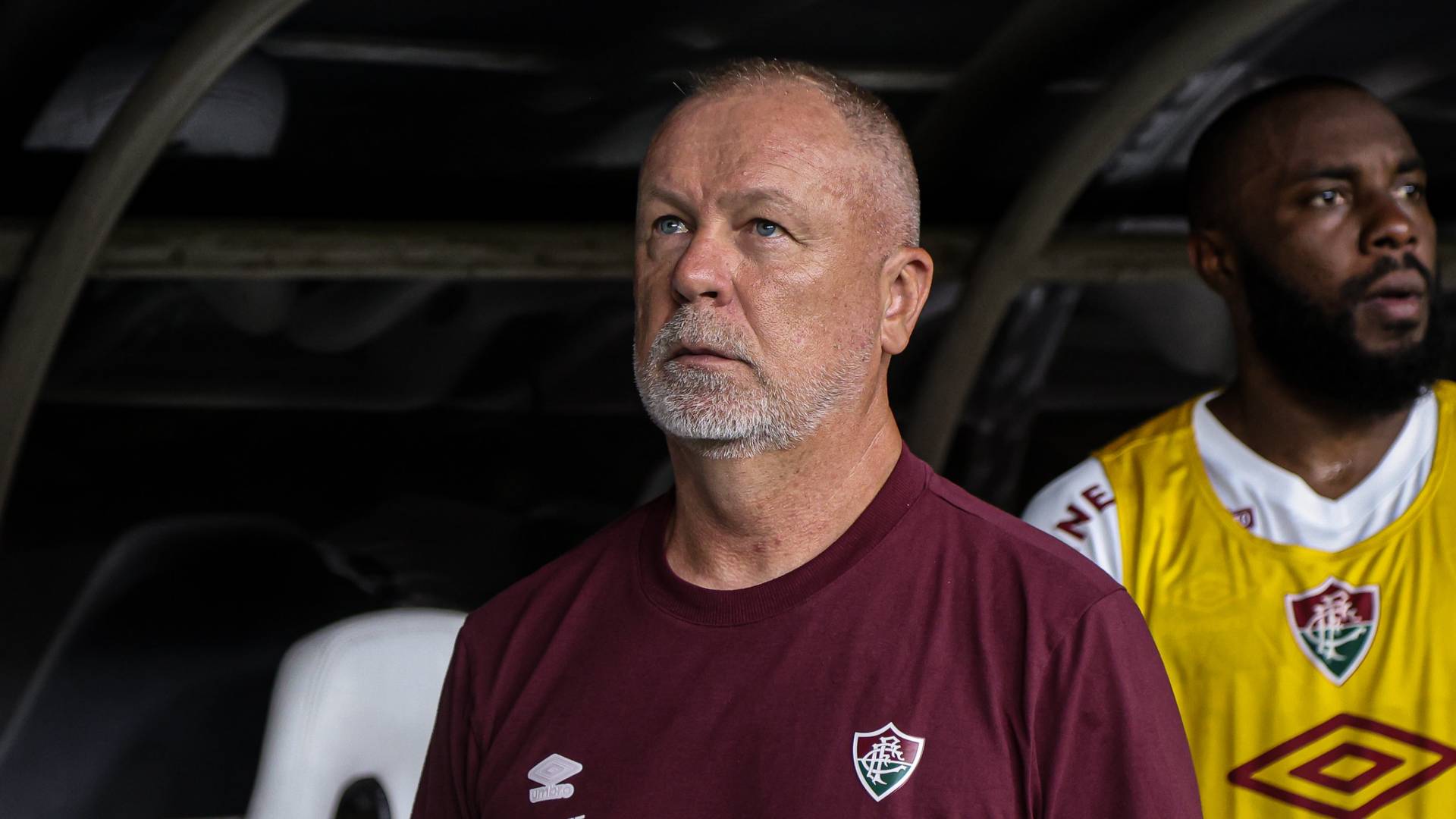 Mano Menezes mexeu no time antes dos 15 minutos de partida na estreia do Brasileirão 2025. Foto: Marcelo Gonçalves/Fluminense