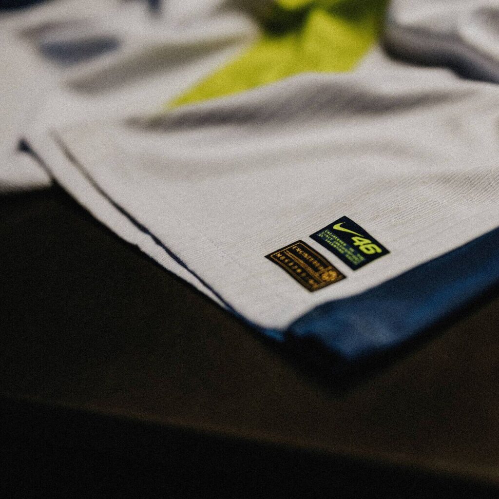Valentino Rossi e Inter de Milão lançam camisa em parceria