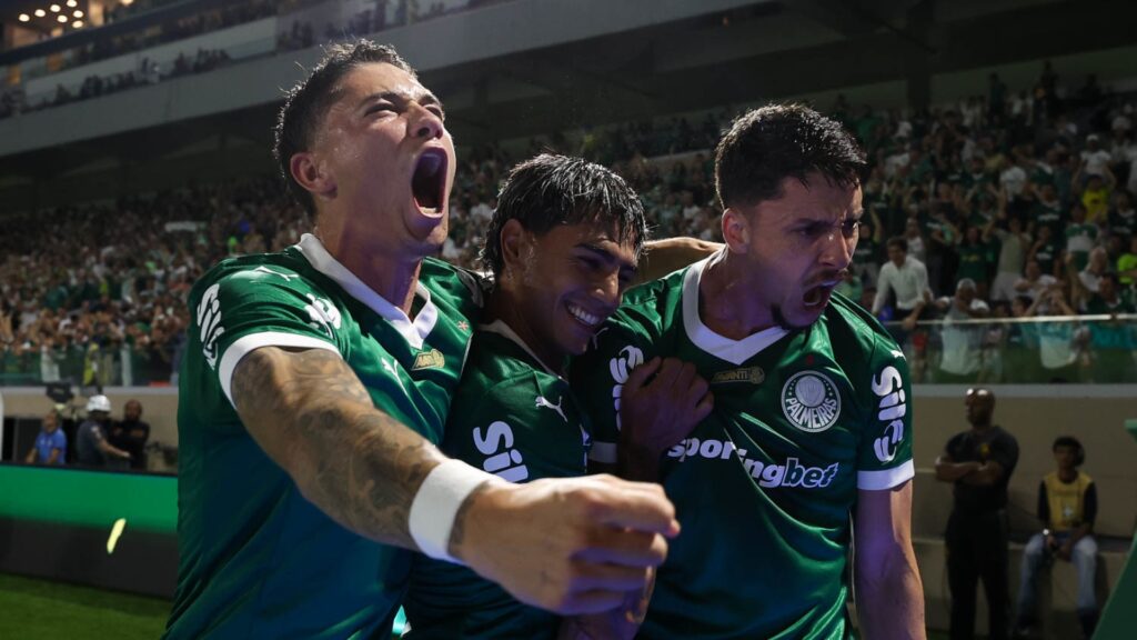 Martinez e Piquerez marcaram os gols da vitória palmeirense. Foto: Cesar Greco/Palmeiras