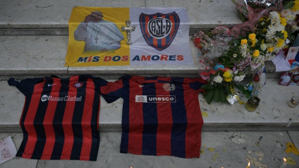 Conmebol ordenou que todos jogos da Libertadores e Sul-Americana façam minuto de silêncio. Foto: JUAN MABROMATA / AFP