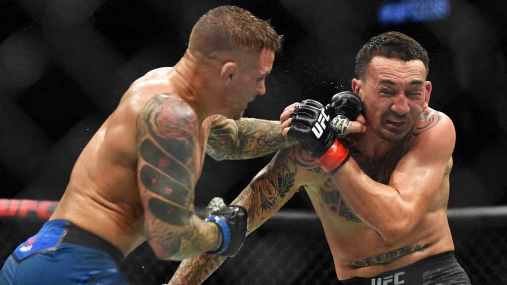 Holloway e Poirier se enfrentaram em 2019 pela última vez. Foto: Logan Riely / GETTY IMAGES NORTH AMERICA / Getty Images via AFP