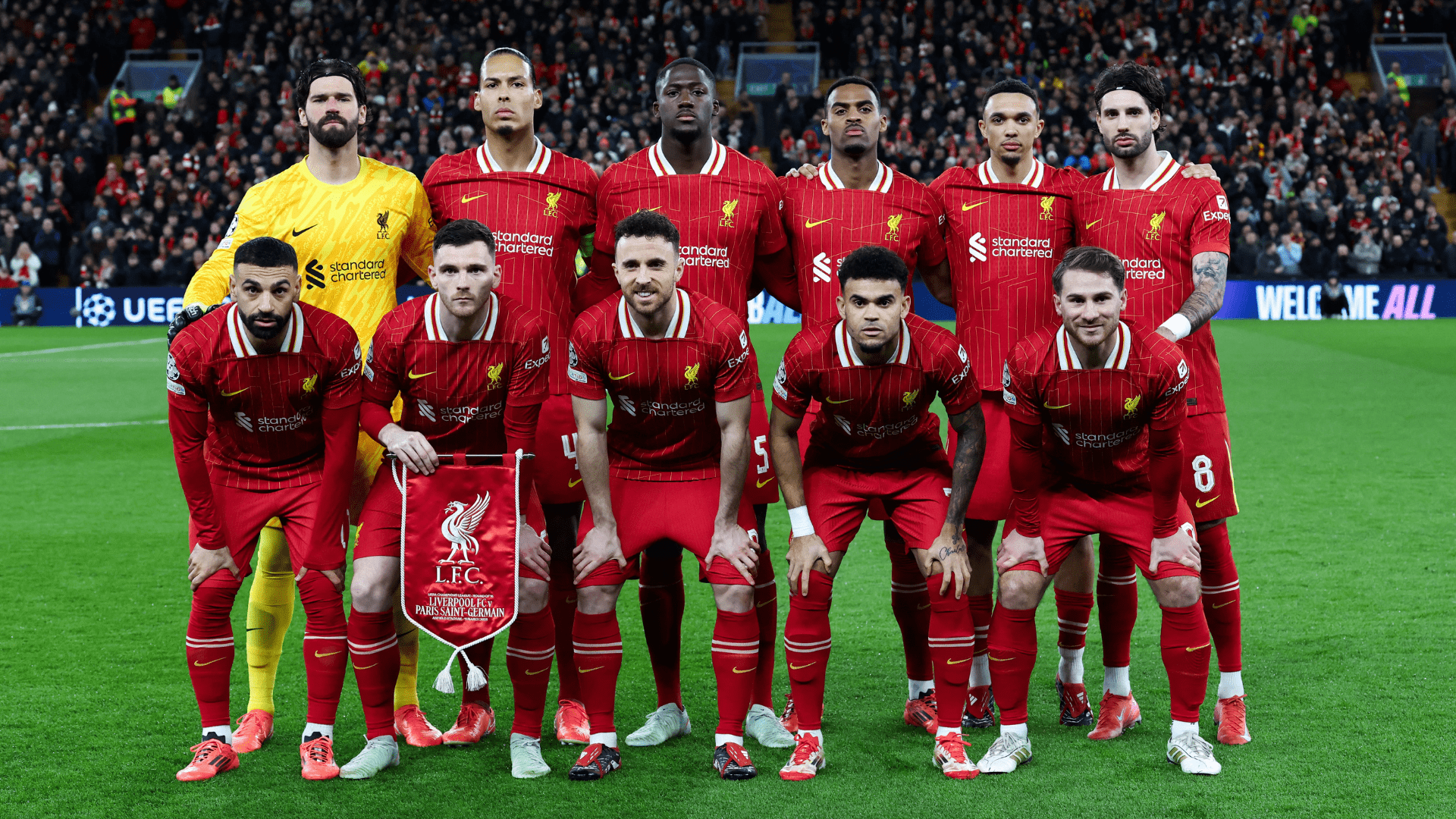 Alexander-Arnold conquistou seu segundo título inglês com o Liverpool na atual temporada
