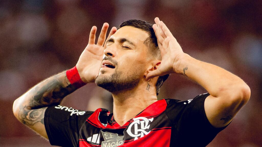 Arrascaeta marcou o gol da vitória do Flamengo.