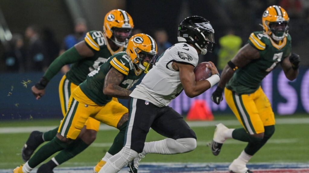Eagles e Packers fizeram o primeiro jogo da NFL no Brasil na temporada passada; Foto: Nelson ALMEIDA / AFP