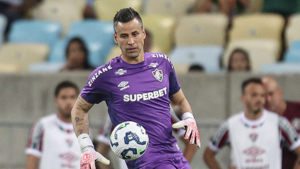 Fábio em campo pelo Fluminense