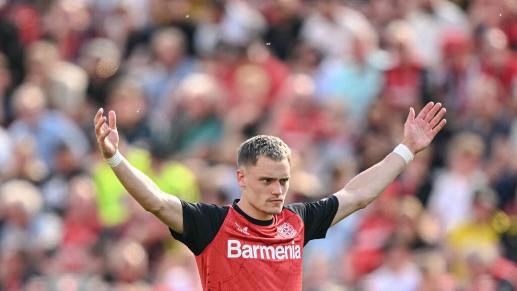 Florian Wirtz em jogo pelo Bayer Leverkusen