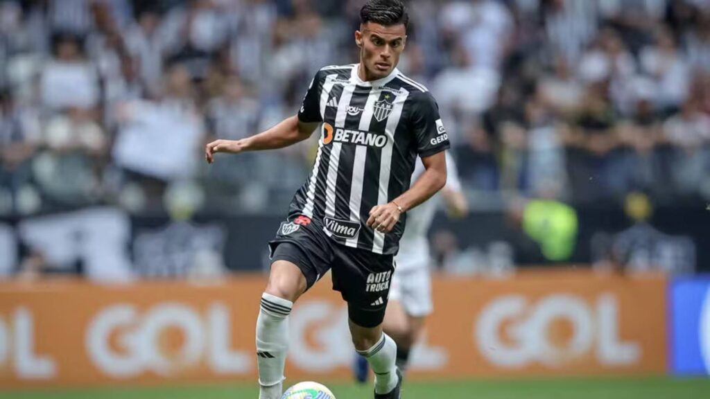 Divida do Galo por Fausto Vera pode gerar punição após denúncia do Corinthians. Foto: Pedro Souza/Atlético-MG