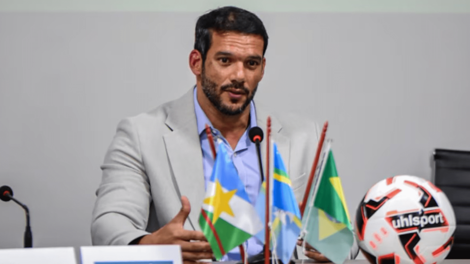 Samir Xaud é pré-candidato à presidência da CBF com apenas um ano de mandato em Roraima