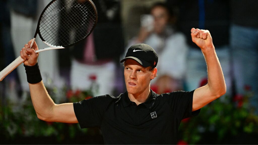 Jannik Sinner avançou à final do Masters 1000 de Roma (Foto: Tiziana Fabi/AFP)