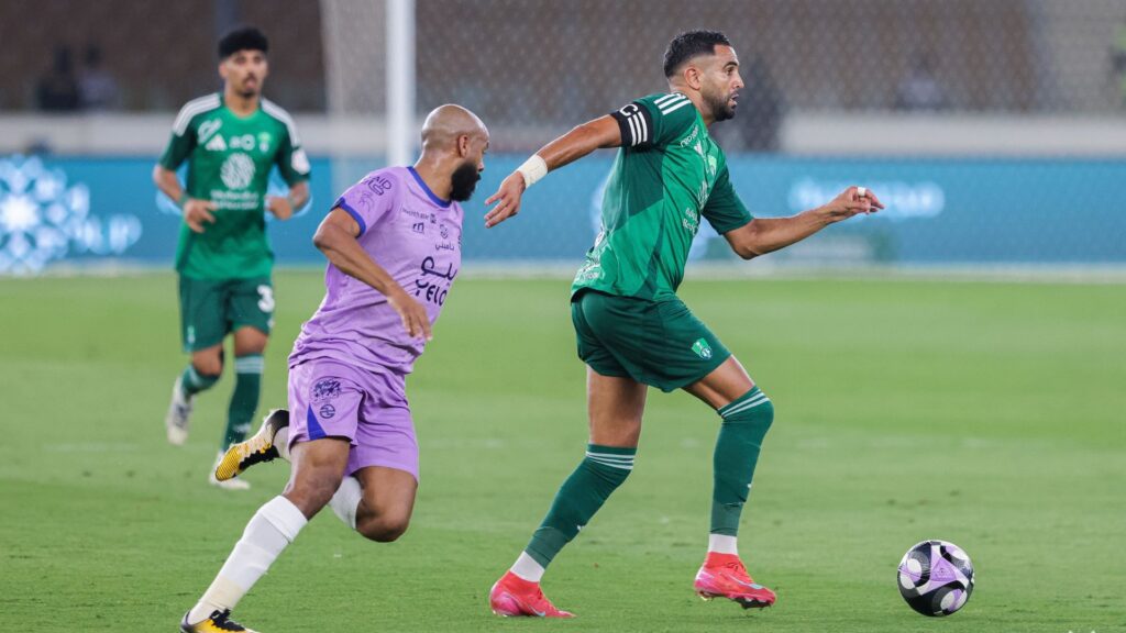Al-Ahli venceu o Al-Kholood pelo Campeonato Saudita (Foto: Reprodução)