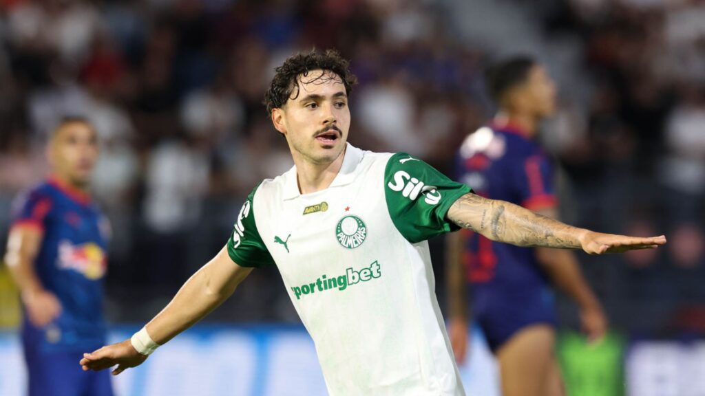 Maurício comemora gol do Palmeiras