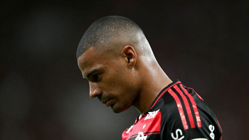 De La Cruz em jogo do Flamengo
