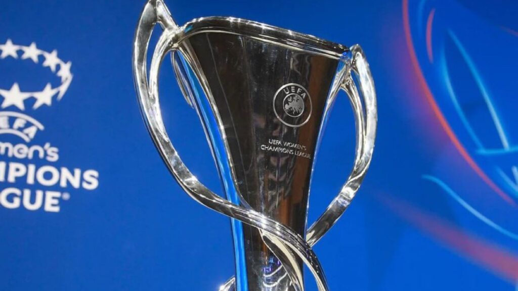 Troféu da Champions League Feminina (Foto: Reprodução)